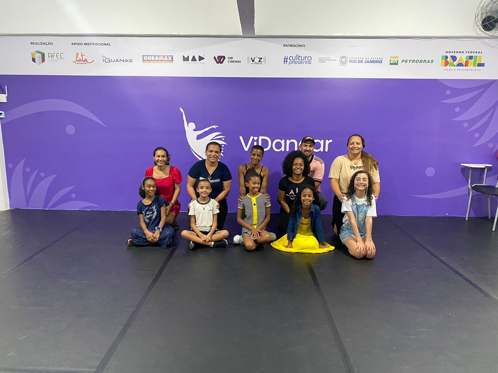 Bailarinos da matéria sobre a seleção da Escola Bolshoi
