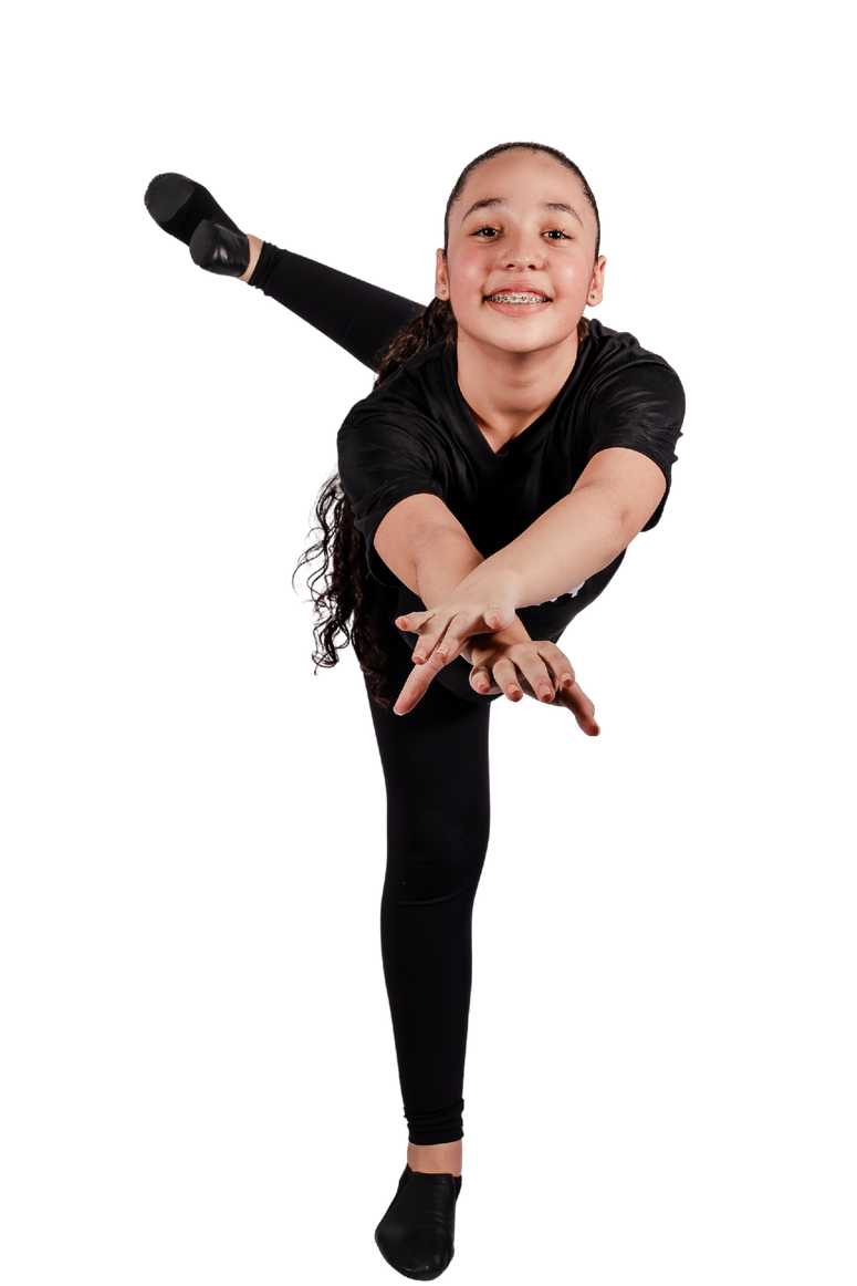 Aluna representando a dança jazz